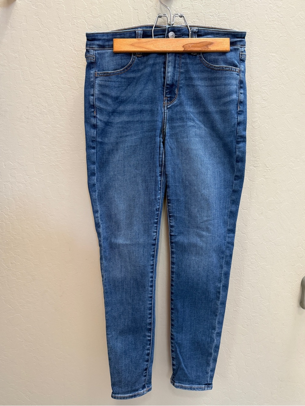American Eagle Outfitters Dark Blue High Rise Jeggings